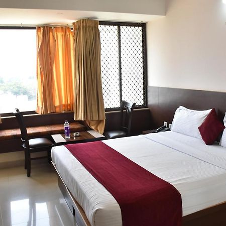 Hotel Pc Residency Mysore Exterior foto